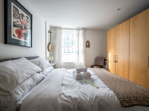 2 sovrum, strykjärn/strykbräda, gratis wi-fi och sängkläder