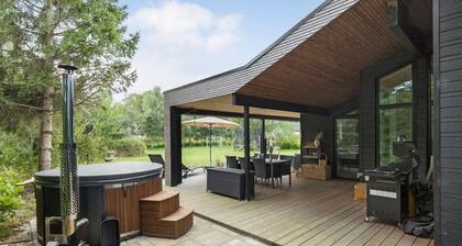 4 bedroom gorgeous home in Glesborg