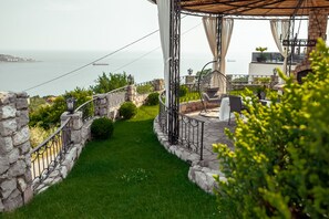 Exterior - The View Premium Villas (Bar)