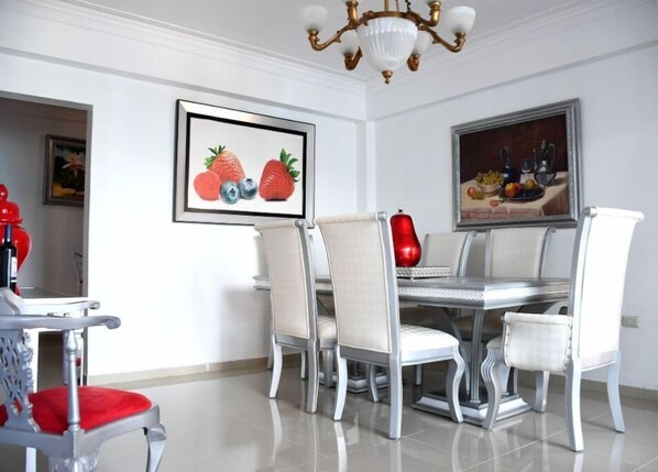 Dining - Natures Relaxing Touch (Cotuí)