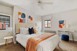 3 bedrooms, desk, iron/ironing board, free WiFi