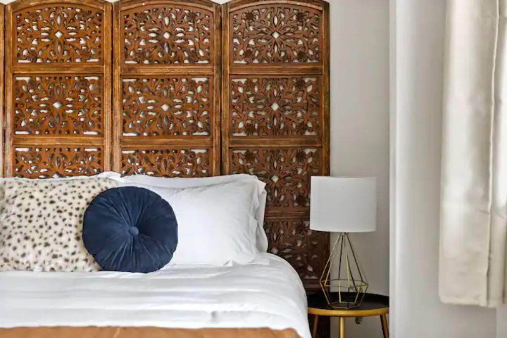 3 habitaciones, escritorio, tabla de planchar con plancha y wifi gratis 