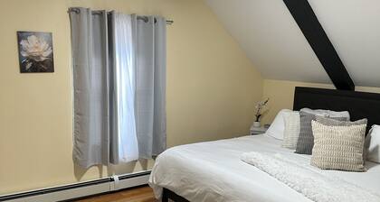 Mini quiet apartment for two!