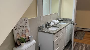 Hair dryer, towels