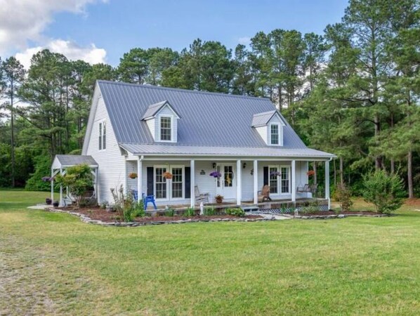 Exterior - Spacious Home with Acreage
(Vass)