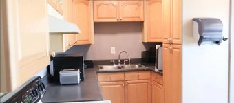 Cute & Friendly 1-BR 10 Mins From Nash