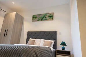 1 Schlafzimmer, Bügeleisen/Bügelbrett, WLAN