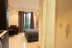 1 bedroom, iron/ironing board, WiFi - The Eden Suite @The Lennox (Accra)