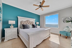 4 chambres, fer et planche à repasser, Wi-Fi gratuit, draps fournis