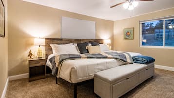 4 bedrooms, desk, iron/ironing board, free WiFi
