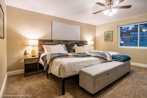 4 habitaciones, escritorio, tabla de planchar con plancha y wifi gratis 