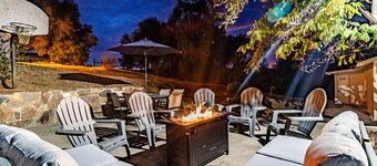 Ultimate Relaxation Retreat w/ Game Room & Hot Tub