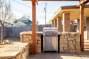 Terrace/patio - Capulin's Cottage. (Amarillo)