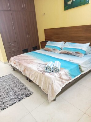 2 bedrooms, free WiFi, bed sheets, wheelchair access