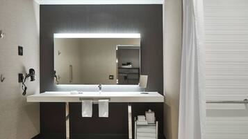 Shower, towels