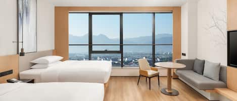 Premium-Zimmer, 2Â Doppelbetten, Bergblick