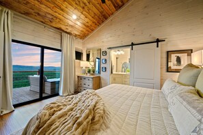 5 bedrooms, iron/ironing board, free WiFi, bed sheets
