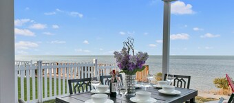 Bayfront Home, Shared Pool/Spa, Gazebo, Playground