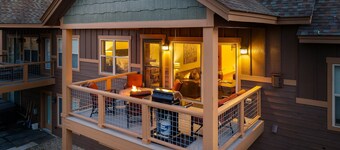 Luxury Mountain Chalet 123 I Private Hot Tub I Great Views I Best Price I Discounted Attractions