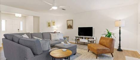 Televisión, oficina