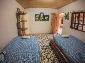 Habitación AGUA | Decoración individual, mobiliario individual, wifi gratis y ropa de cama