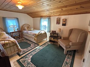 4 chambres, coffre-fort, accès au Wi-Fi (inclus), literie fournie