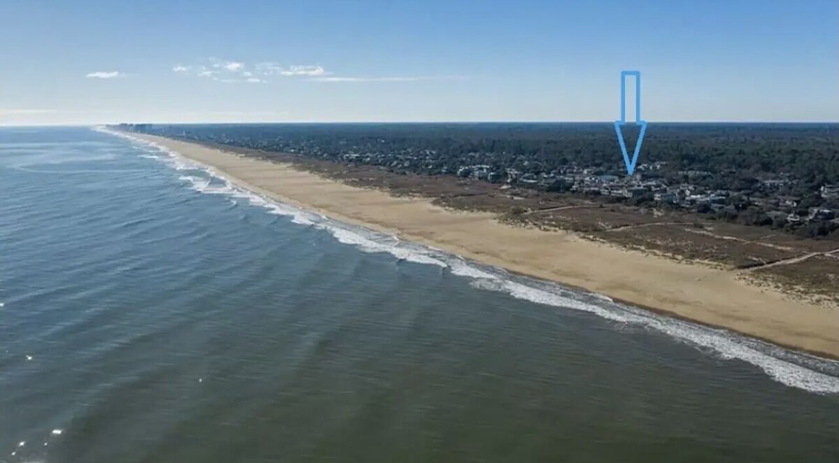 Captain's Mansion 8bdrm/18guests vacation gem steps to beach