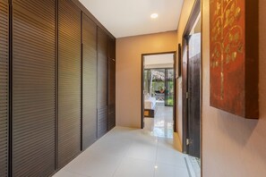 Deluxe Villa | 2 bedrooms, iron/ironing board, free WiFi