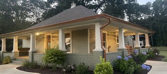 Welcome to The Southern
A warm retreat that you will not want to leave.