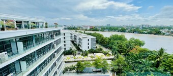 โกลเด้น ริเวอร์ เรซิเดนซ์