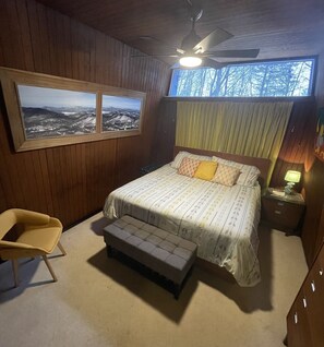 3 habitaciones, tabla de planchar con plancha, wifi y ropa de cama