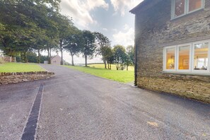 Property grounds - The Wool Barn, Simonsbath (Exford)