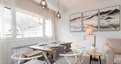 Sky Biescas II by Bevalle