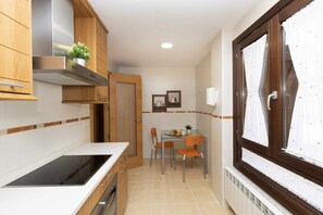 Køleskab, mikrobølgeovn, ovn, opvaskemaskine