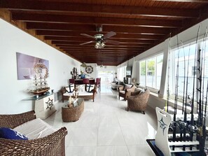 TV connectée, chaîne hi-fi