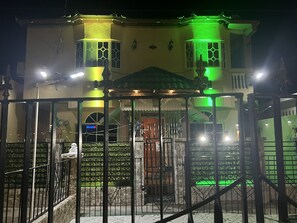 Exterior - Francis-Cooper 3-Bedroom Single Family Home (Portmore)