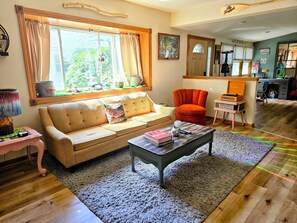 Smart TV, books, music library, stereo