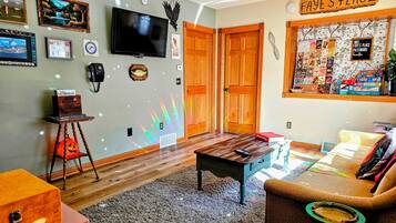 Smart TV, books, music library, stereo