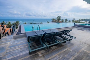 Outdoor pool - somerset mirissa blue (Mirissa)