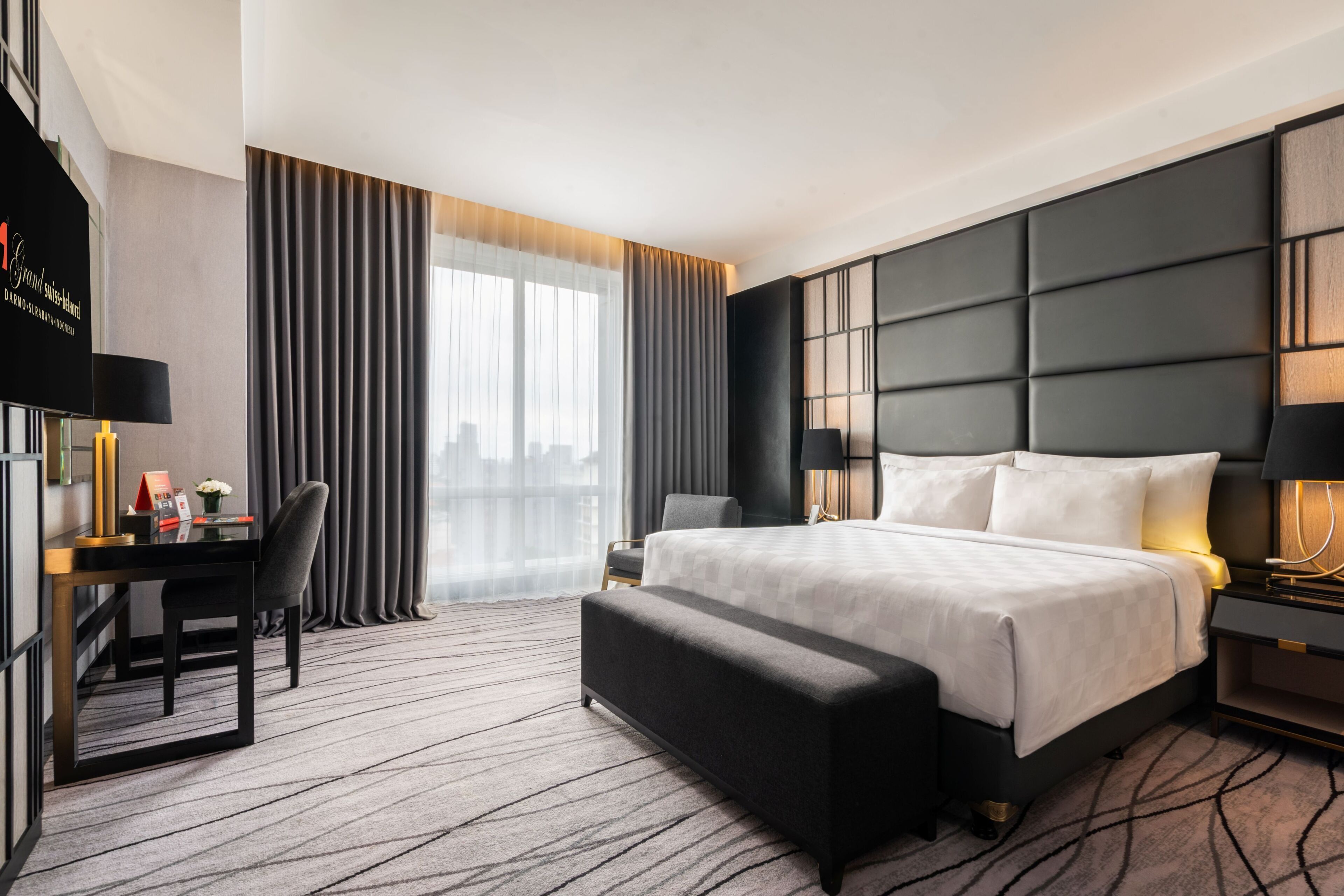 In-room safe, WiFi (free)