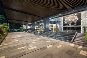 Exterior - Grand Swiss-Belhotel Darmo (Surabaya)