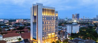 Grand Swiss-Belhotel Darmo