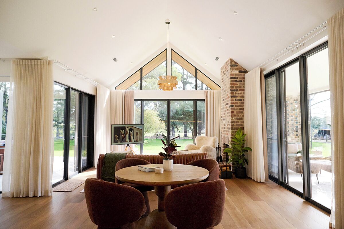 Luxury Villa | Living area | Fireplace