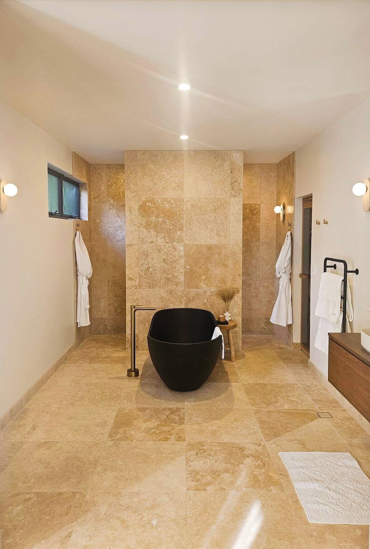 Luxury Villa | Bathroom