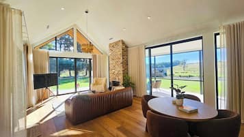 Luxury Villa | Living area | Fireplace