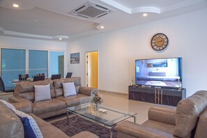 ดีลักซ์วิลล่า | บริเวณนั่งเล่น