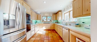 Dog-friendly home on 11 acres overlooking nt'l forest with fireplaces & patio