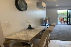 Dining - Enjoy ocean views from your private balcony. Peaceful retreat to relax.. (Christchurch)
