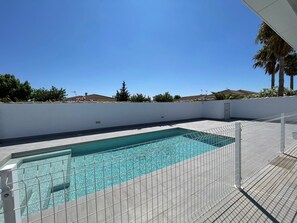 Unclassified image, 2 of 18, button - Miamar II House in Chiclana (Chiclana)