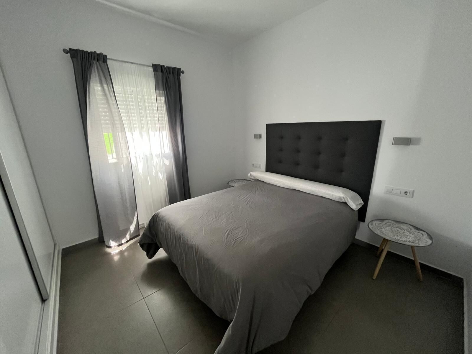 3 habitaciones y ropa de cama 